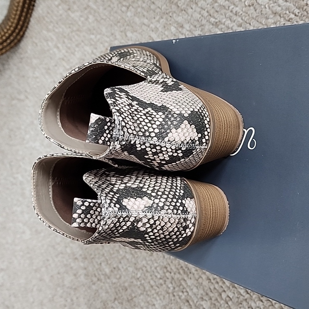 Universal Thread Snakeskin Western Boot Booties, … - image 6